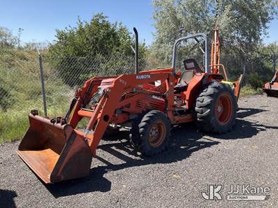 Kubota L5450 Tractor Loader Backhoe