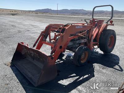 KUBOTA LA680 TRACTOR Lawn Tractor