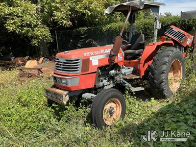 Kubota M5700 Tractor