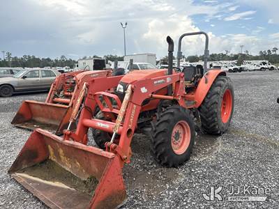 Kubota M7060HD Utility Tractor Loader