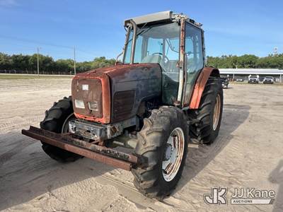Massey Ferguson 4233-4WD Utility Tractor
