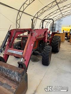 Massey Ferguson 471 MFWD Utility Tractor