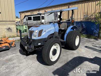 New Holland Workmaster 50 Utility Tractor