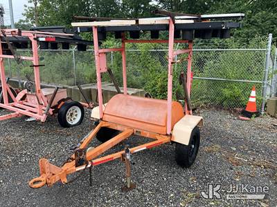1997 Tracom S-6000 Portable Arrow Board