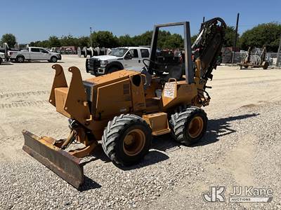 2001 Case 560 Rubber Tired Trencher