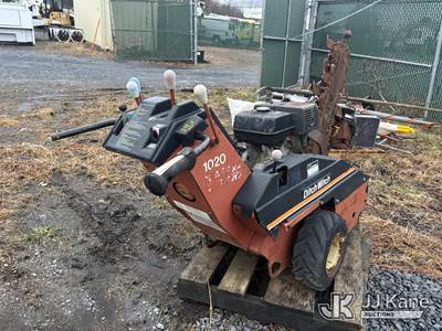 Ditch Witch 1020 Trencher