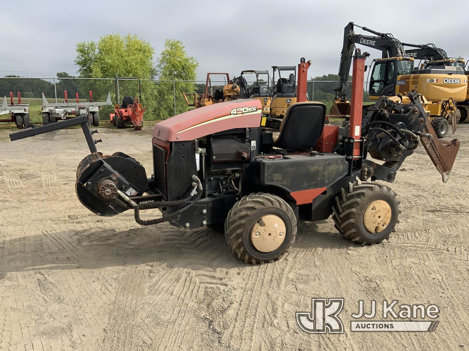 2013 Ditch Witch 420SX Rubber Tired Vibratory Cable Plow/Trencher For Sale, 3 Hours Maple Lake