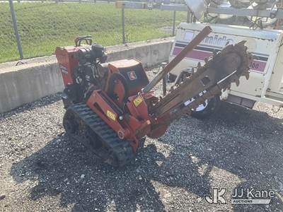 2018 Ditch Witch C24X Walk-Behind Crawler Trencher