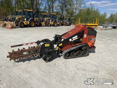 2019 Ditch Witch SK600 Mini Crawler Skid Steer