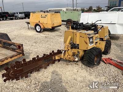 1997 Vermeer Corporation LM-42 Walk Beside Articulating Combo Trencher/Vibratory Cable Plow