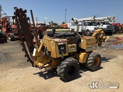 2002 Vermeer Corporation LM42 Articulating Rubber Tired Walk-Beside Combo Trencher/Cable Plow