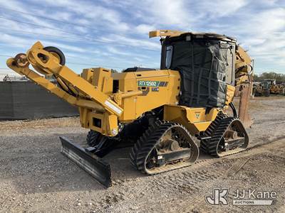 2022 Vermeer RTX 1250 i2 Crawler Tractor/Vibratory Cable Plow