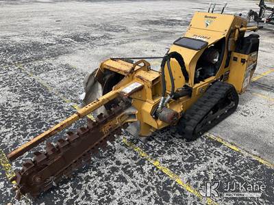 2015 Vermeer RTX250 Walk-Behind Crawler Trencher