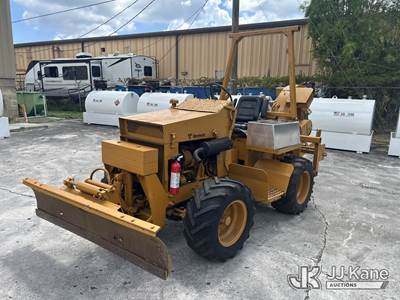 Vermeer V-440 Trencher