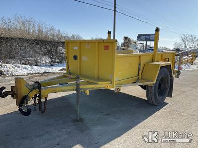 1992 DYNAWELD Material Trailer Overall - 17ft Level Deck - 11ft Between Wheels- 64in This is a Titled Item