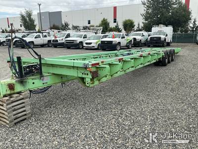 1981 General Tri-Axle Tagalong Trailer