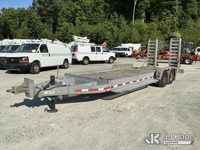 2015 Sauber 1580-ABT T/A Tagalong Equipment Trailer
