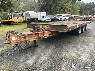 1993 Trailmax T/A Tagalong Flatbed Trailer