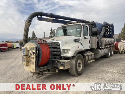Freightliner 114SD Vacuum Truck