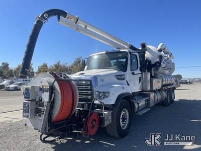 Freightliner 114SD Vacuum Truck