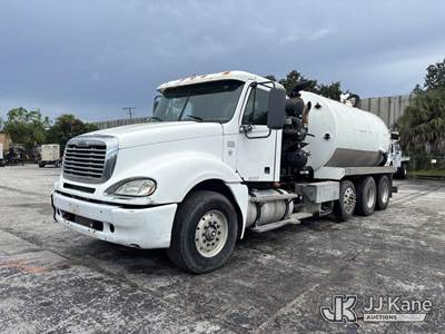 2007 Freightliner Columbia 120 Vacuum Excavation Truck