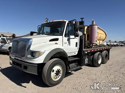 2003 International 7600 Vacuum Excavation Truck
