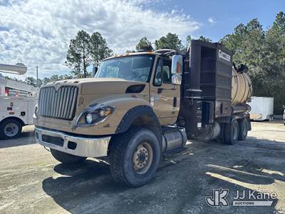 2013 International WorkStar 7600 T/A Utility/Flatbed Truck