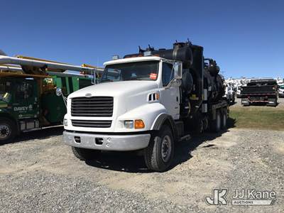 1999 Sterling LT9513 T/A Vactor Truck
