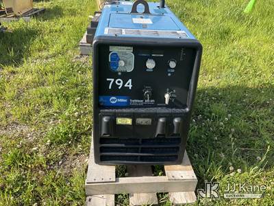 2015 Miller Trailblazer 325 EFI Welder/Generator