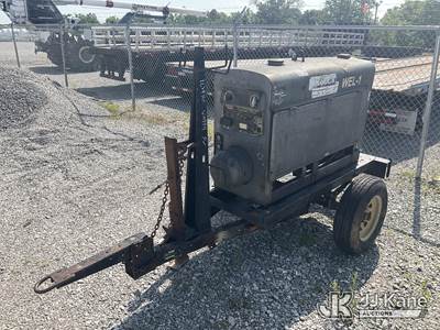 2004 Lincoln Classic 300D Welder