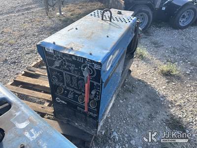 Miller Bobcat 225G Welder/Generator (Not Running