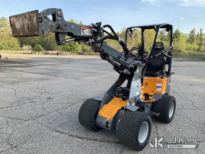 2021 Giant D254SW Tele Articulating Mini Wheel Loader