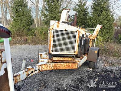 2016 Altec Environmental Products DC1317 Portable Chipper (13in Disc)