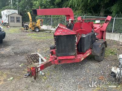 2013 Altec Environmental Products DC1317 Portable Chipper (13in Disc)