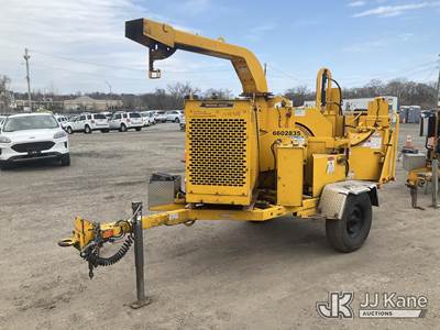 2017 Bandit 200UC Portable Chipper (12in Disc)