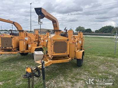 2017 Bandit Industries 200UC Chipper (12in Disc)