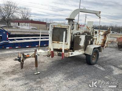 2015 Bandit Industries 200XP Portable Chipper (12in Disc)