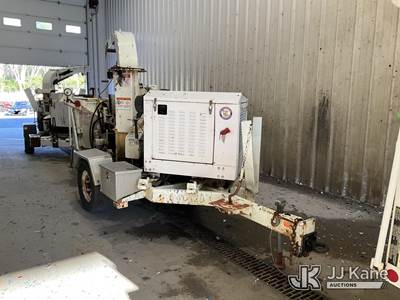 2014 Bandit Industries 200XP Chipper (12in Disc)