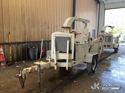 2014 Bandit Industries 200XP Portable Chipper (12in Disc)