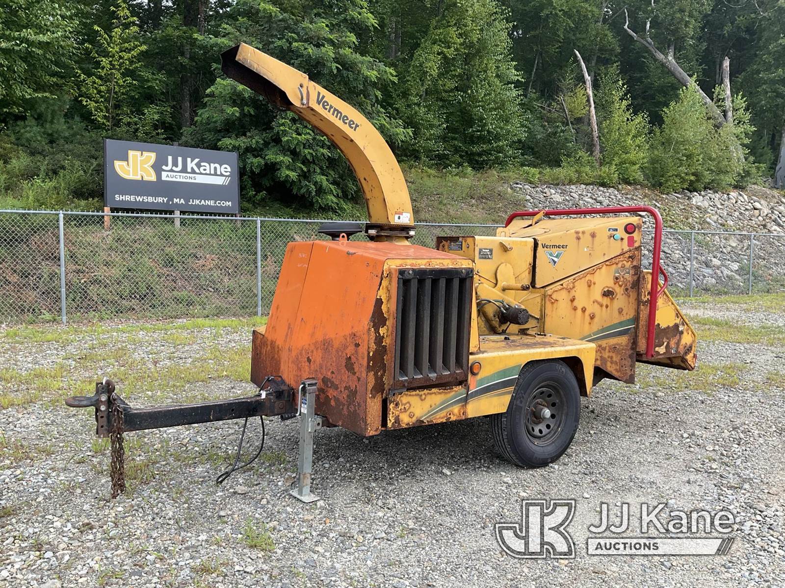 2009 Vermeer BC1000XL Chipper (12" Drum) For Sale | Shrewsbury, MA