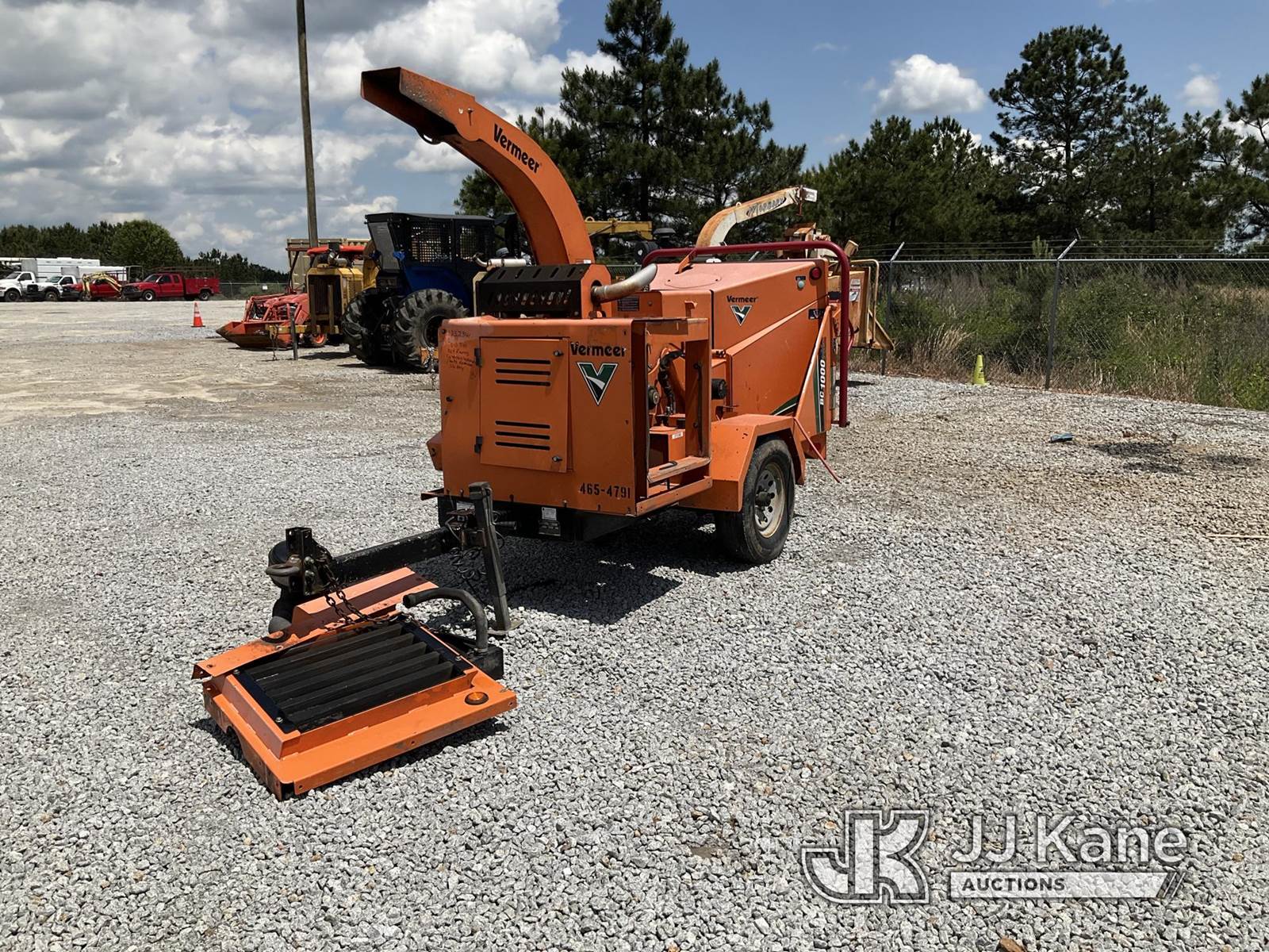 2014 Vermeer BC1000XL Chipper (12" Drum) For Sale | Villa Rica, GA