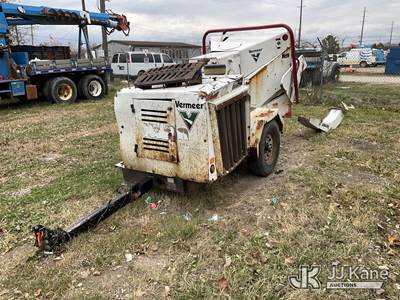 2016 Vermeer BC1000XL Chipper (12in Drum)