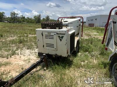 2017 Vermeer BC1000XL Chipper (12in Drum)
