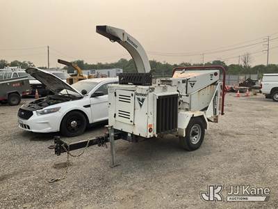 2016 Vermeer BC1000XL Chipper (12in Drum)