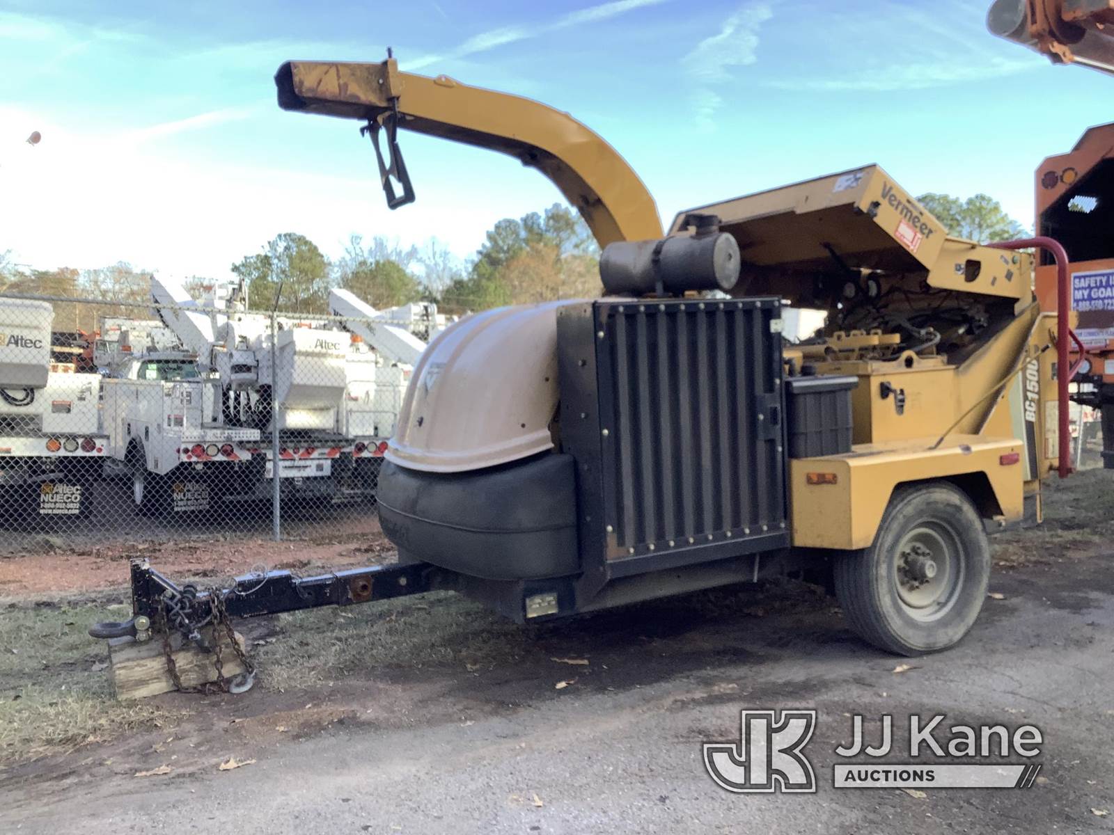 2010 Vermeer BC1500 Chipper (15in Drum) For Sale, 3,359 Hours