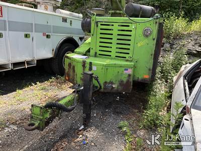 2013 Vermeer BC1800XL Portable Chipper (18in Drum)
