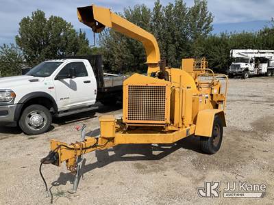 2002 Woodchuck CH-1200G-F4M Chipper (12in Disc)