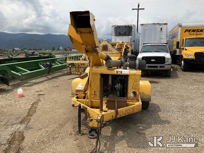 2005 Wood Chuck W/C-12A Chipper (12in Drum)