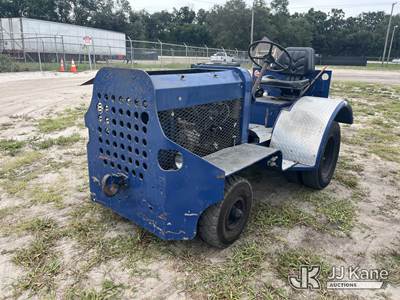 1982 Clark CT40 Tow/Tug Tractor