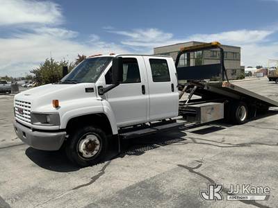 2009 GMC C4500 Crew Cab Tow/Wrecker Truck